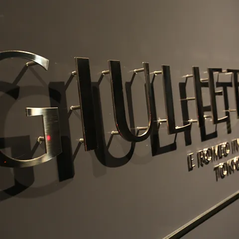 CLUB GIULIETTAの店舗入口